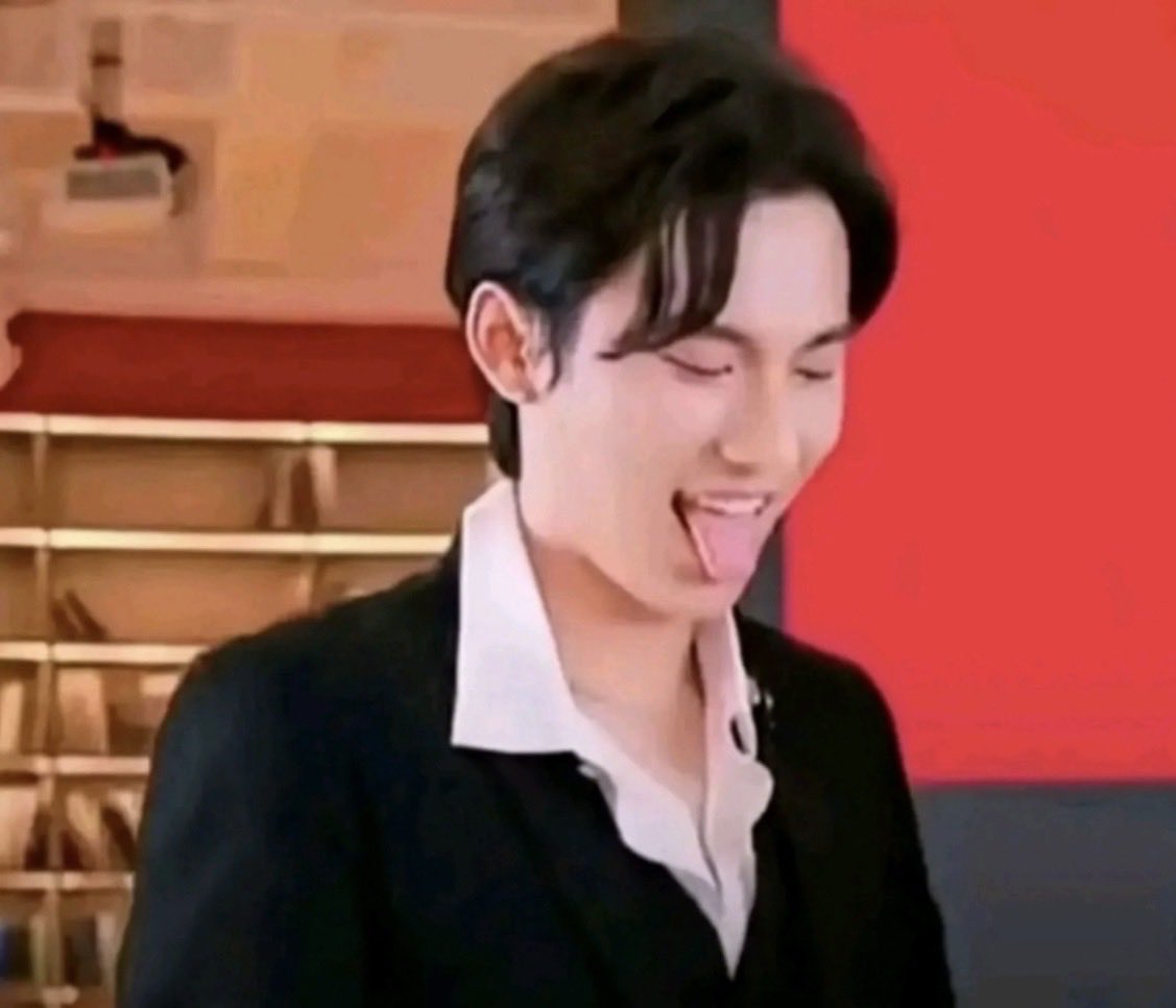 *ੈ⁺‧₊˚ ཐི⋆ 𝒮𝑜𝓁 ⋆ཋྀ ˚₊‧⁺ *ੈ (@SolCb97) / Posts / X