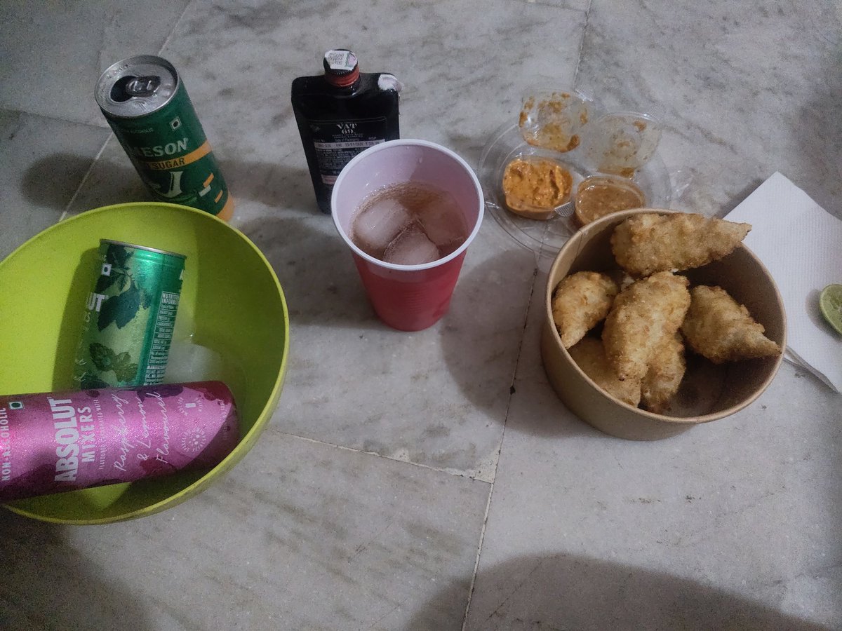 Aakash 🐻‍❄️ tweet media