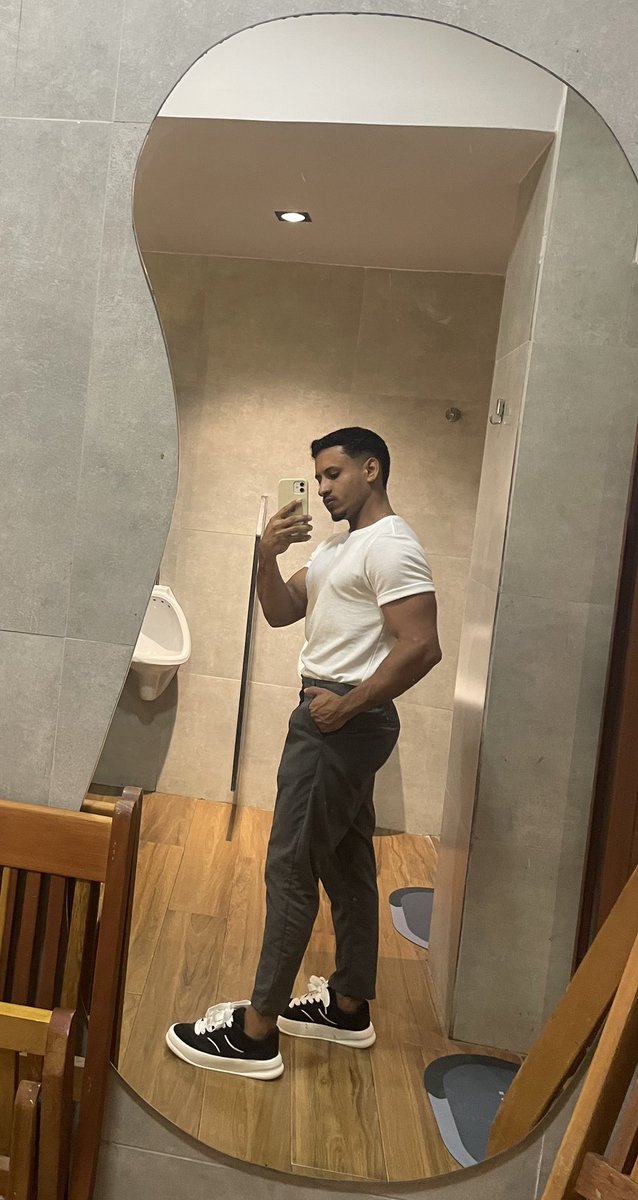 w 🐈‍⬛ tweet media