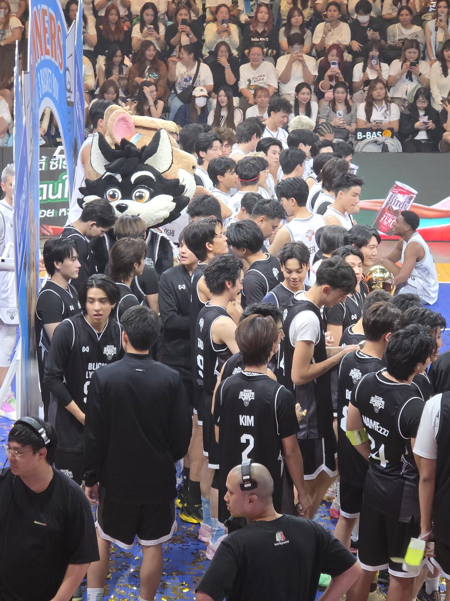 - 🄿🄻🄾🅈🄻🄴🄴 - tweet media