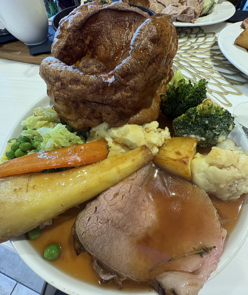 S A M M Y Woodhouse tweet media