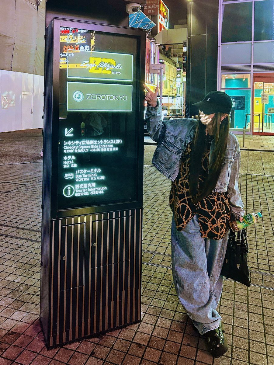 ®️玲low tweet media