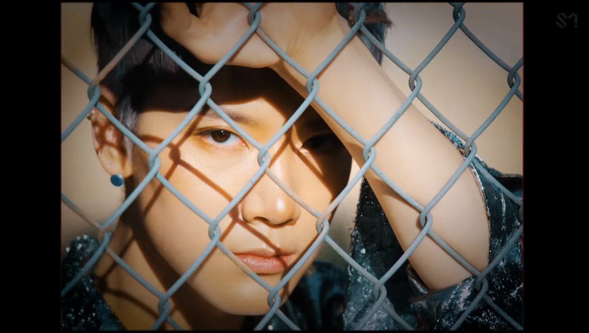 ฮอลลล์ ヅ tweet media