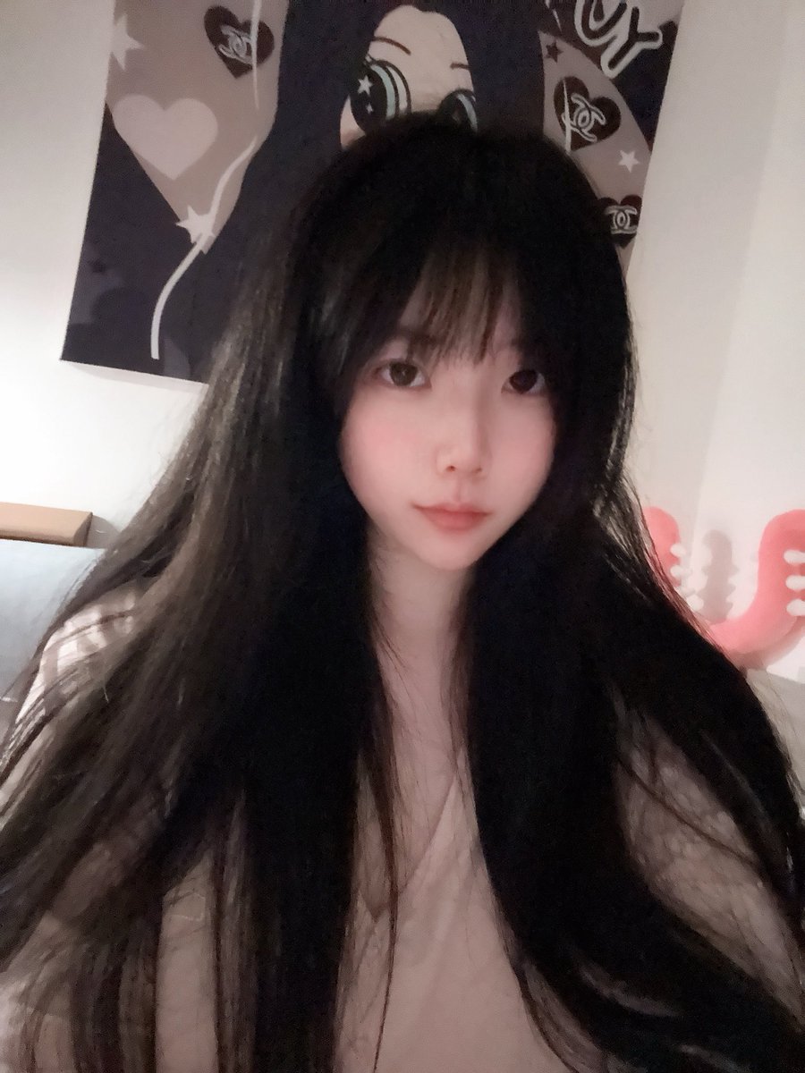 BabeYui88's tweet photo. 晚安💤谁能想到p1背后是有死狙一枪一条金枪鱼的戴夫呢🤿 https://t.co/W3drVSYGx2