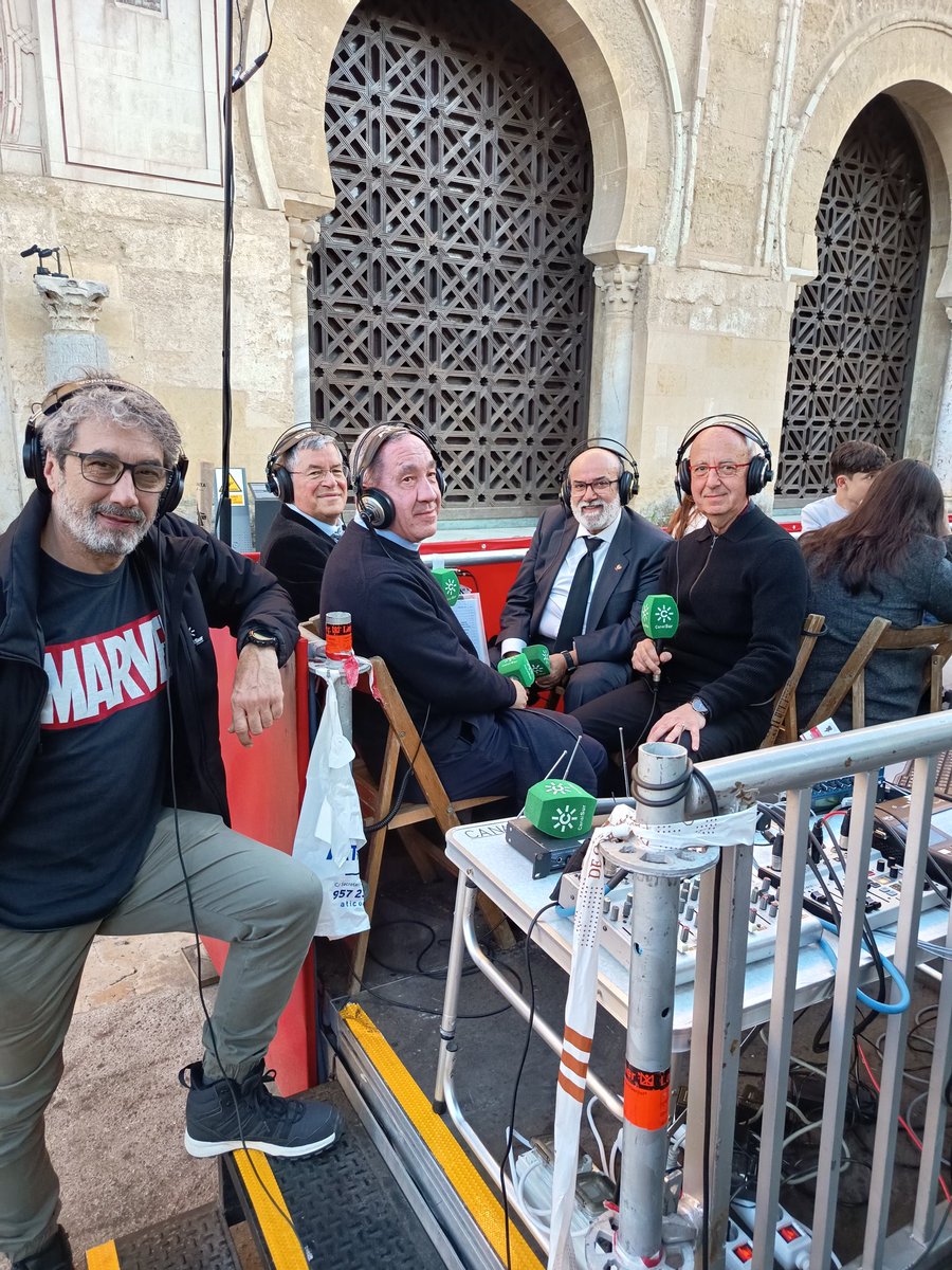 pasoapasocsr's tweet photo. Se acabó una Semana Santa espléndida. Y se lo contó, como siempre, @pasoapasocsr https://t.co/DIOSOfEp70