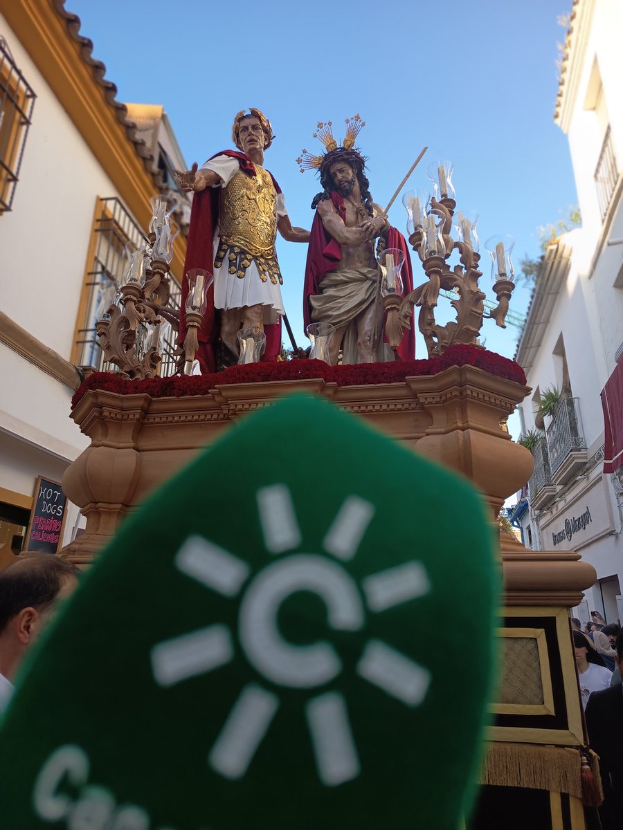 pasoapasocsr's tweet photo. Se acabó una Semana Santa espléndida. Y se lo contó, como siempre, @pasoapasocsr https://t.co/DIOSOfEp70