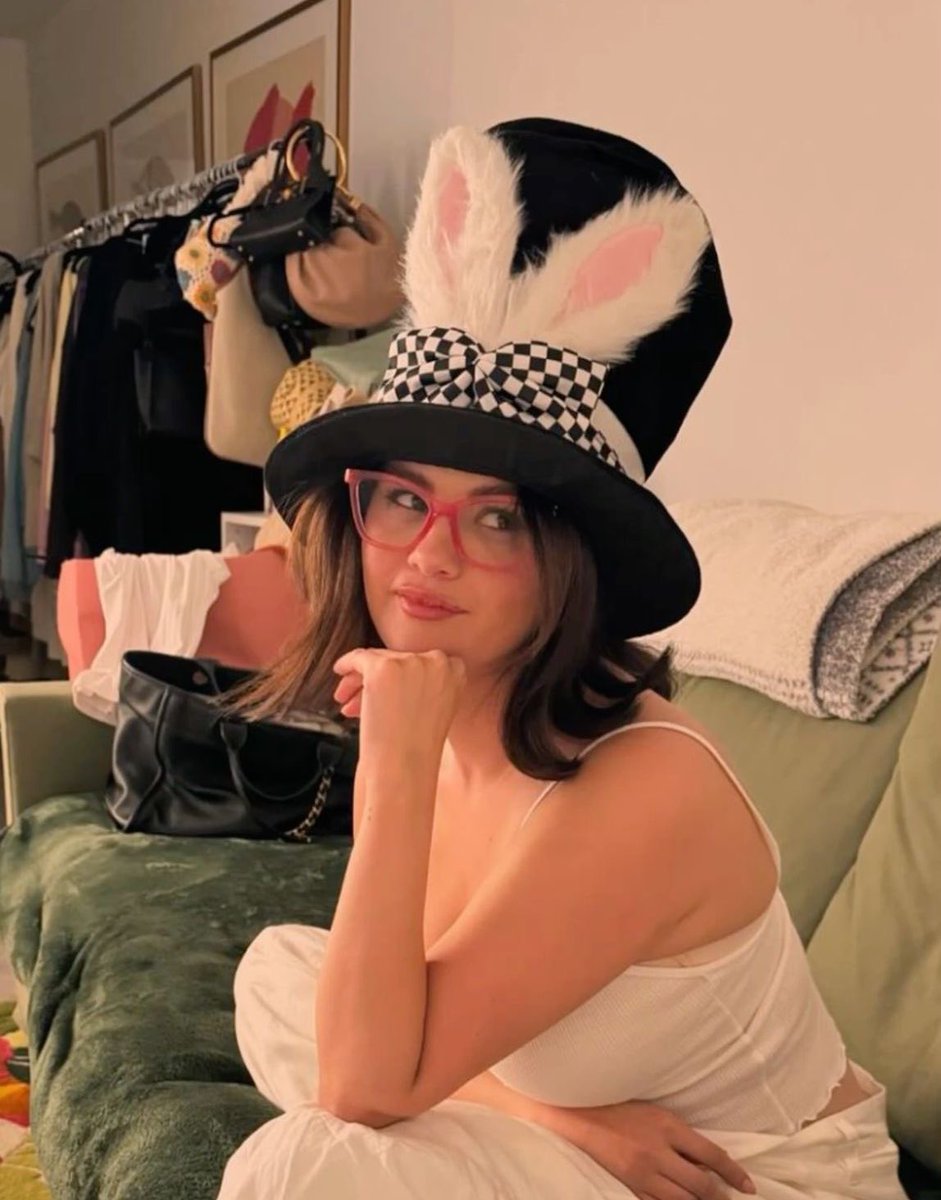 Selena Gomez Brasil tweet media