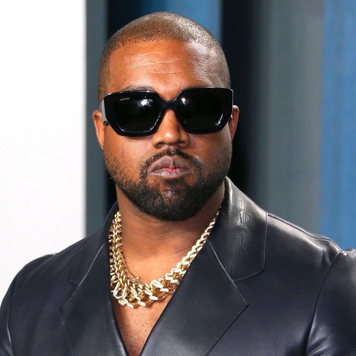 SwordsLazer tweet media