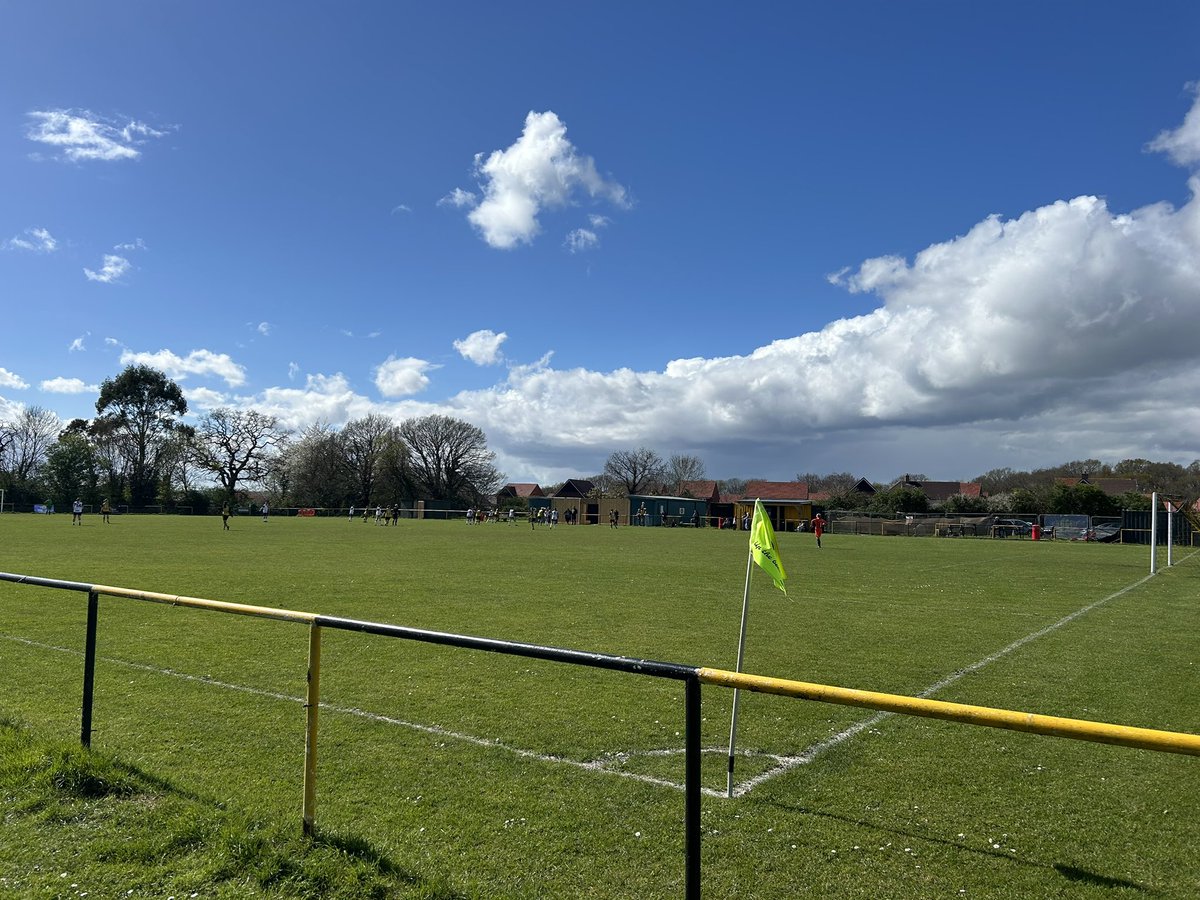 TerraceTrav's tweet photo. Game 124

@HCWFL_ Div 3

@NurslingShirley Women 2–6 @HWFCWomen Res

Havant close the gap on the leaders with a convincing win over bottom side N&amp;S. 6–0 at one stage before two late goals gave the hosts something to cheer about. https://t.co/Q7b4JHiztU