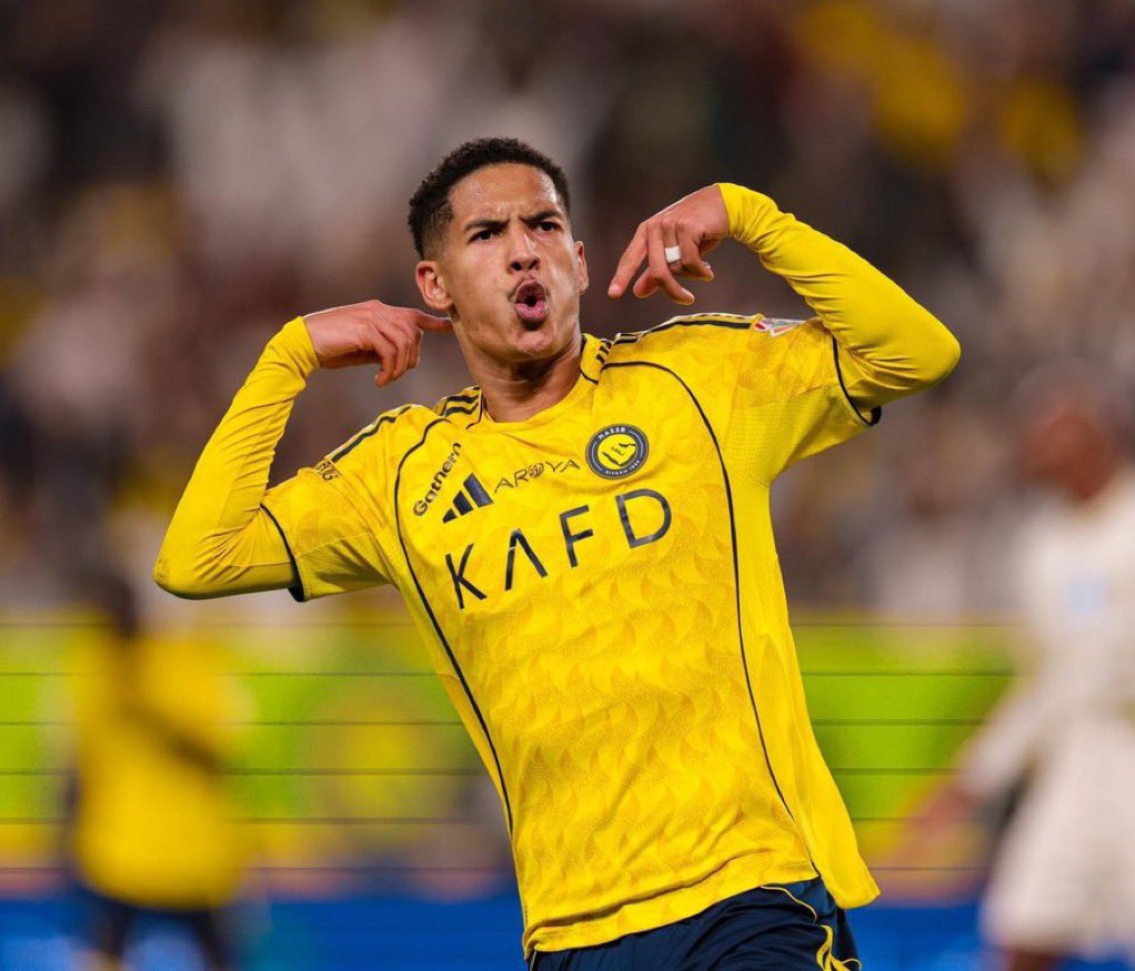 شــنكر tweet media