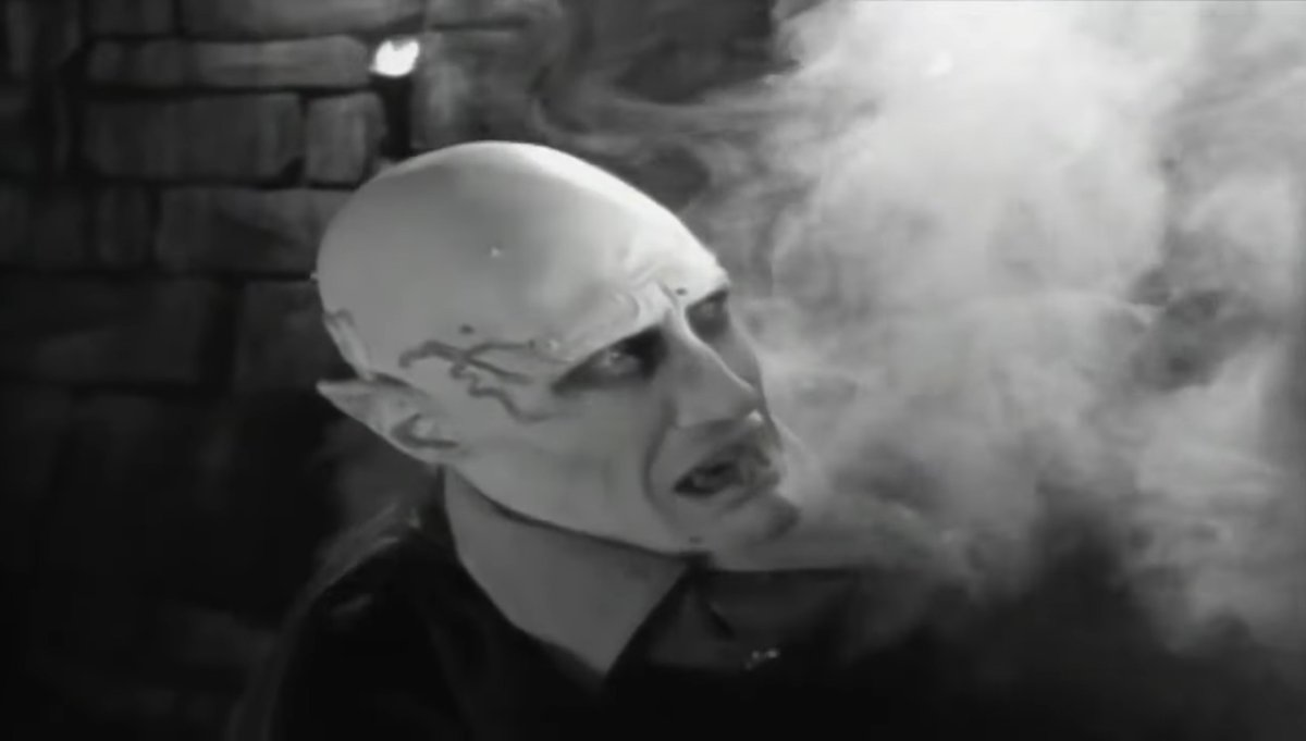 Scrolled to the bottom of IMDb, realised that Christopher Heyerdahl's second ever screen role was as the Nosferatu that comes out of the cinema screen in Are You Afraid Of The Dark? 🤌🏼 
That man is truly Peak Vampire, Marius will merely be his final form
youtu.be/LzhF_oIoB2Q?fe…