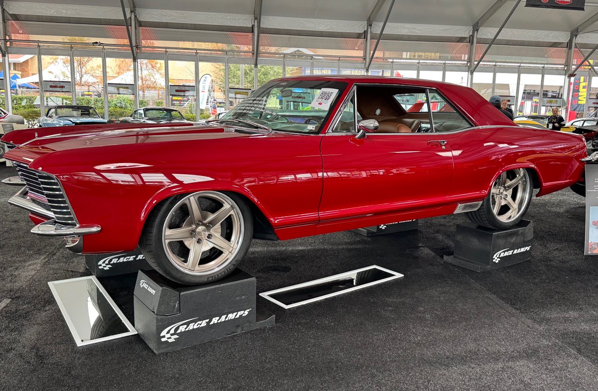 ClassicAdvisors's tweet image. Not everyone has the budget to buy their dream restored #classiccar or the time to bring one back to life. Click here to learn some Secrets to Keep Your Classic Car Feeling Like New.
#oldtimer #oldcar #vintagecars #cardetailing #carrestoration
classicautoadvisors.com/.../secrets-to…