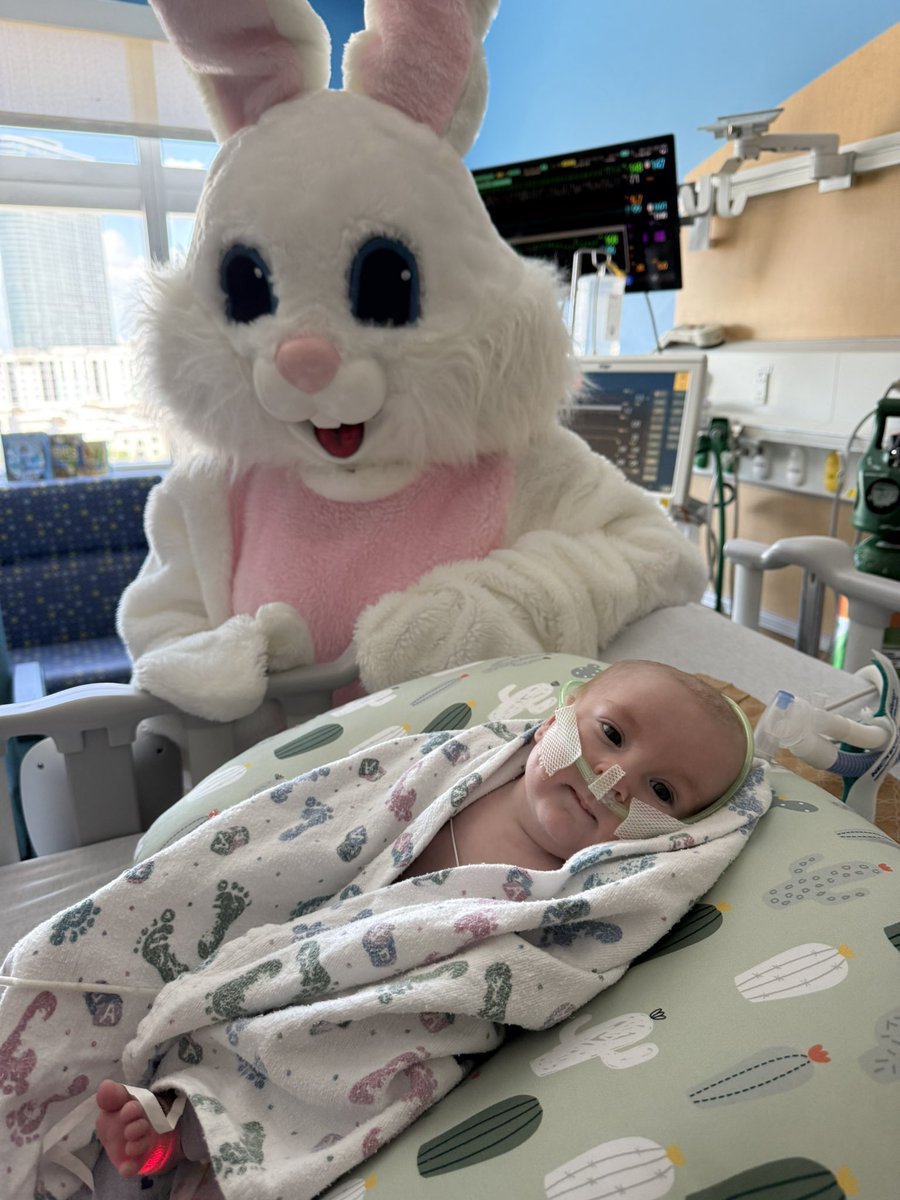 Johns Hopkins All Children's Hospital tweet media