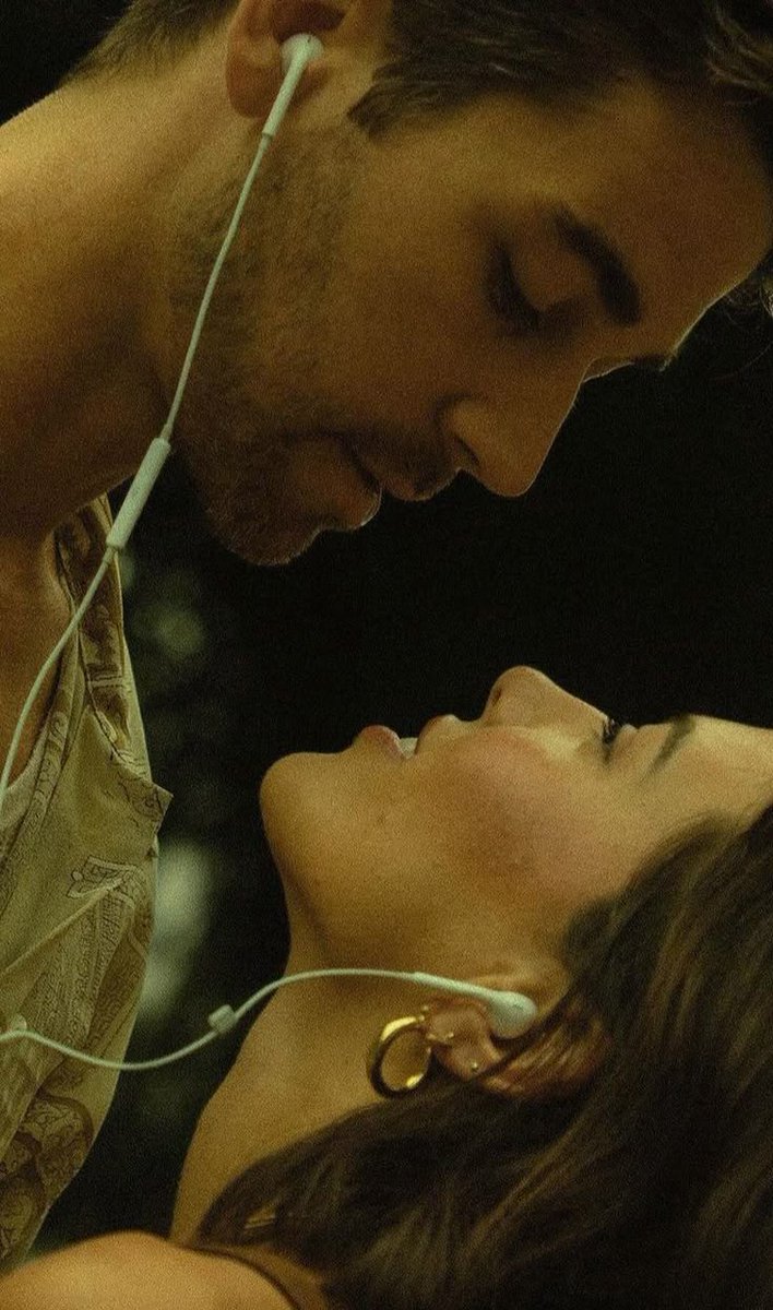 𝐍🅾️𝐄𝐋ℹ️🅰️🪽 tweet media