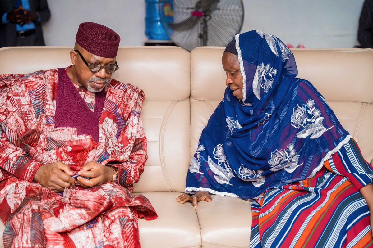 Ààrẹ Ayọ̀dèjì tweet media