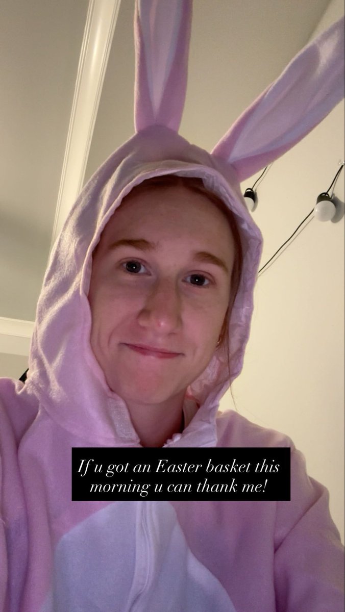 RealKatieB HQ tweet media