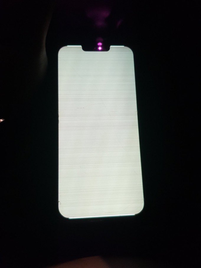 EMZY GADGETS 📱 💻 🔌 tweet media