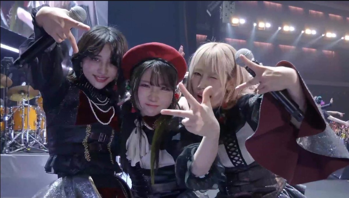 개부개 tweet media