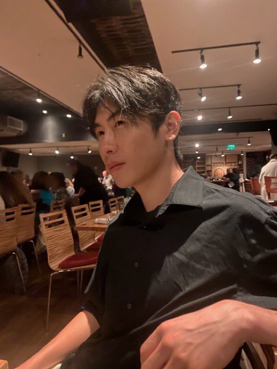 naesarangyeo's tweet photo. HAPPY BIRTHDAY TO MY FAV LOSER🤓

joking..anyways happy birthday lei, i’m so grateful to be able to celebrate your birthday as a fan (and as the #1 lei girl) love you so so much and i hope you have the best day ever🥹

#LEI #레이 #HAPPYLEIDAY #HAPPYBIRTHDAYLEI #SPRINGWITHLEI https://t.co/hZsxXtJwI8