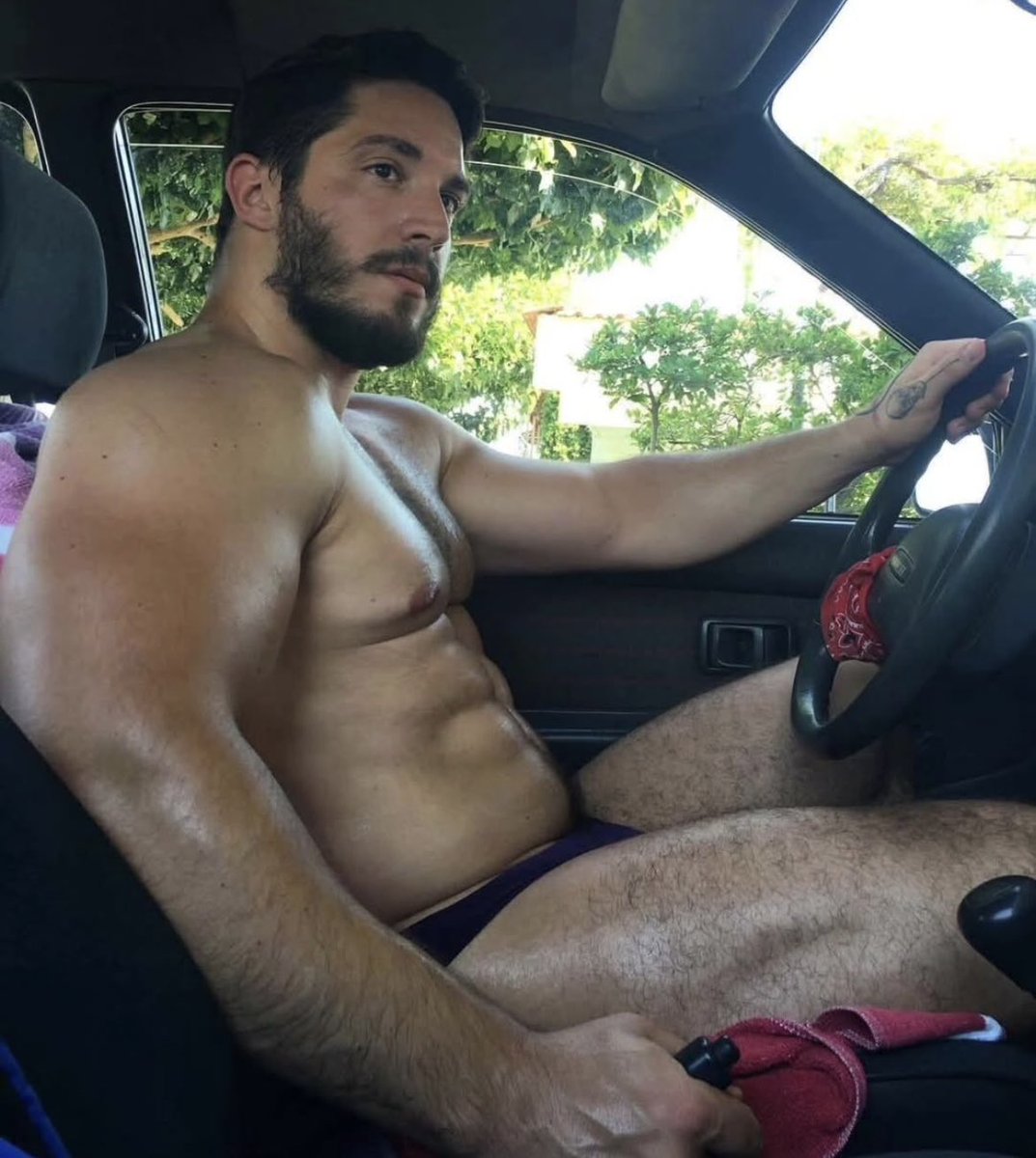 hot dudes tweet media