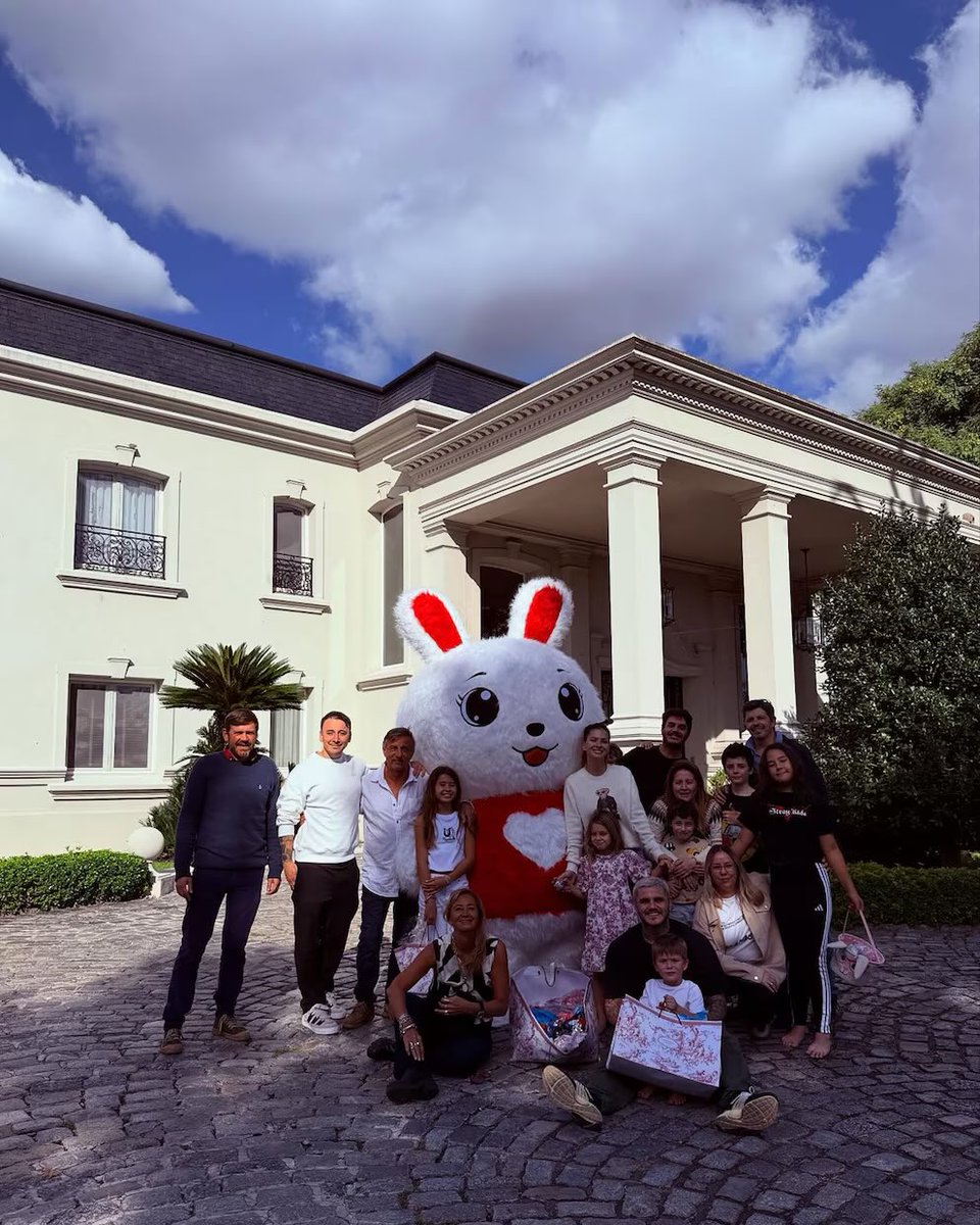 Sangrejapinesa tweet media