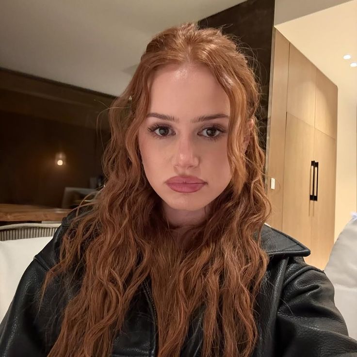 𝗦. 𝗛. 𝗜. 𝗘. 𝗟. 𝗗. tweet media