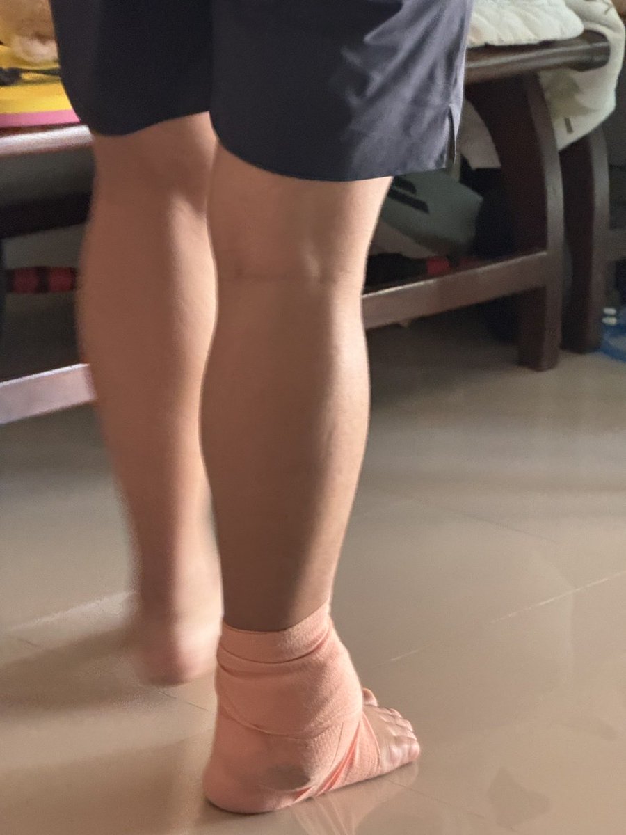 チェット tweet media