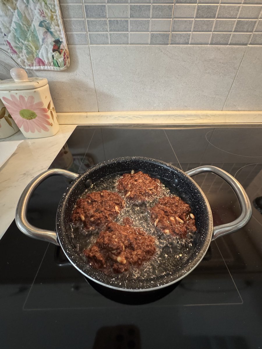 👑 Folləttino🎗️ tweet media