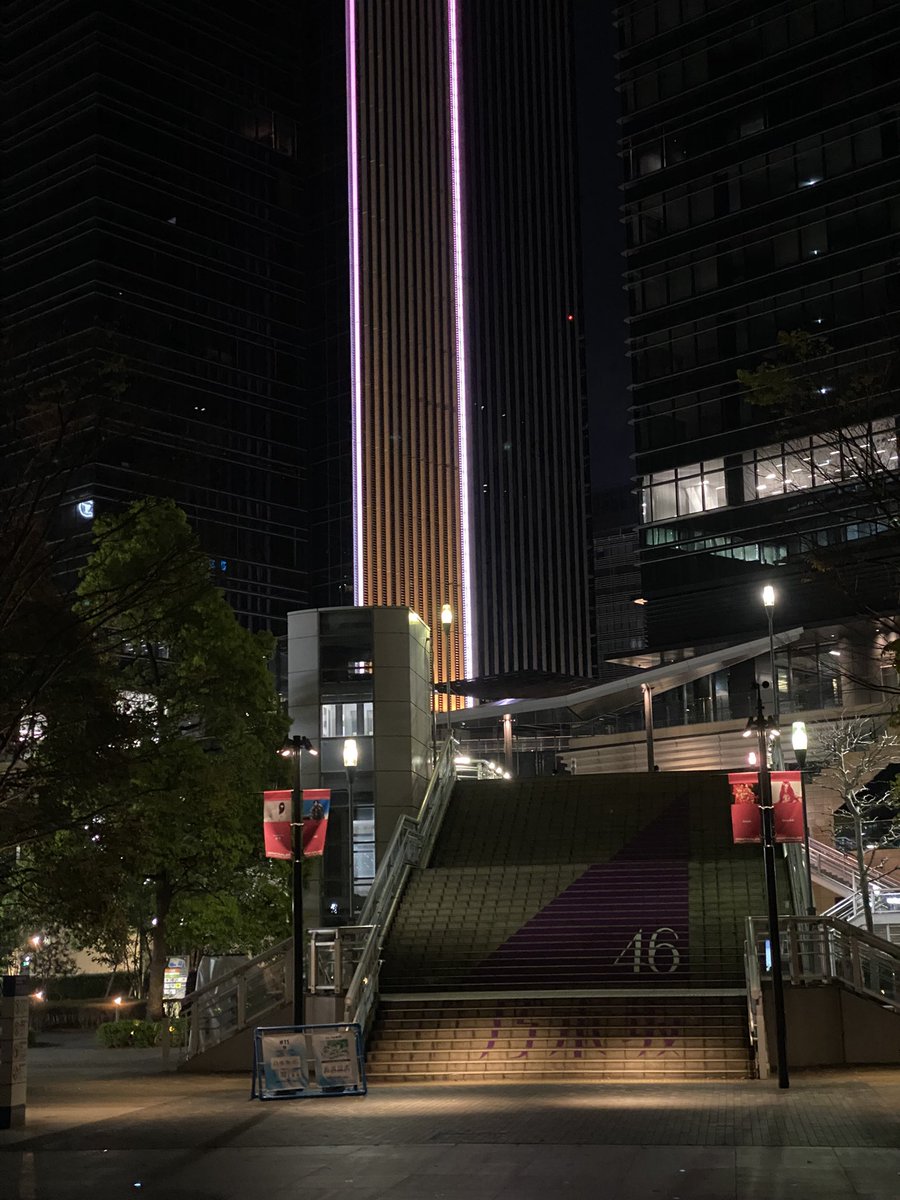 クロム tweet media