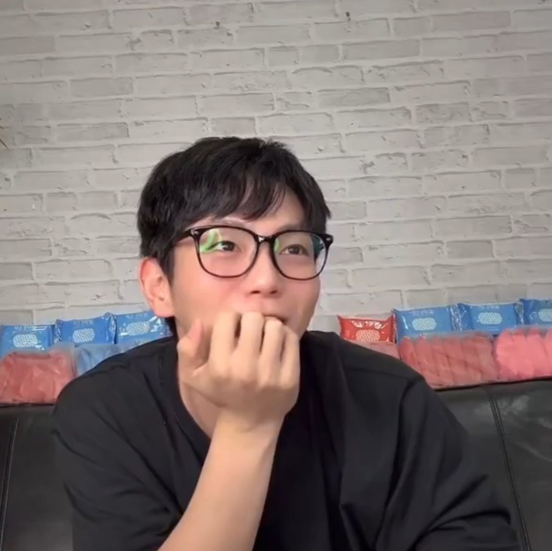 Shine-sun tweet media