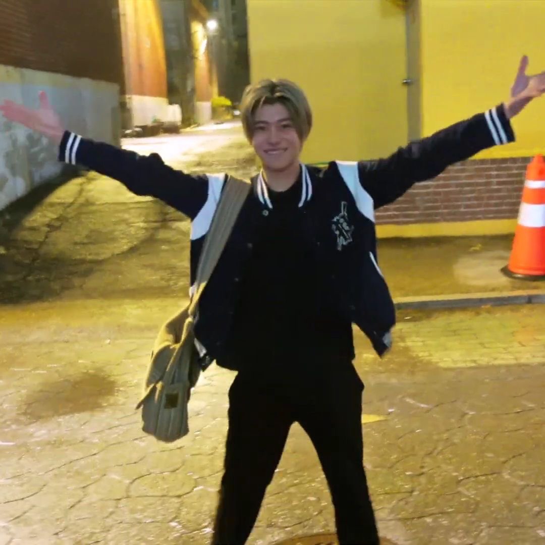 𝘊𝘩𝘪𝘵𝘵𝘺 tweet media