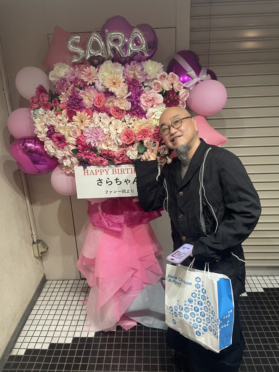 ももきち tweet media