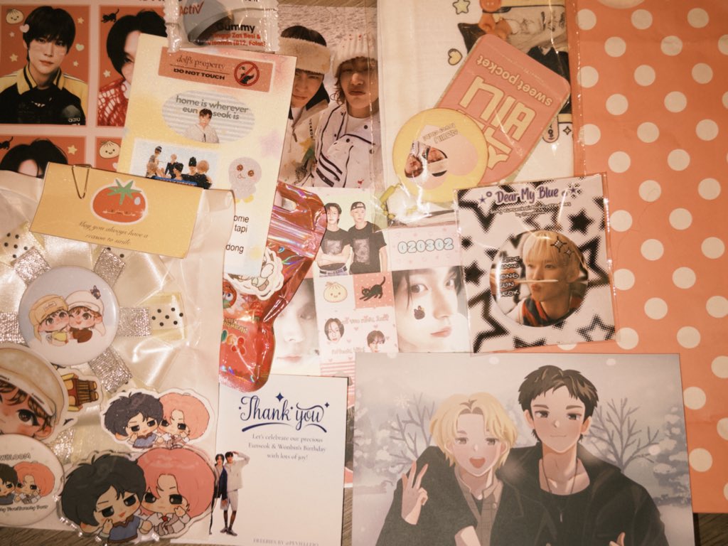 iioovers's tweet photo. ⊹ ࣪ ˖ ꒰ঌ ໒꒱ : @peviellejo @ESWBLOOM2524 @seokbinim @markieeland @svngchanie dan yang lainnya! thank you for the freebies imut seoknen nya 🤍 https://t.co/wLRusAhPod