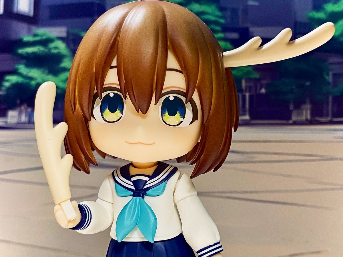 #深夜のねんどろ撮影６０分一本勝負
#しかのこのこのここしたんたん
4/5【でびゅー】
遅刻しました！
「社会人デビューの皆んな、特別にツノをあげよう」
新社会人にエールとツノをあげる鹿乃子のこ。
社会にとって大事なこと、それは...
挨拶、礼儀、そしてツノ。