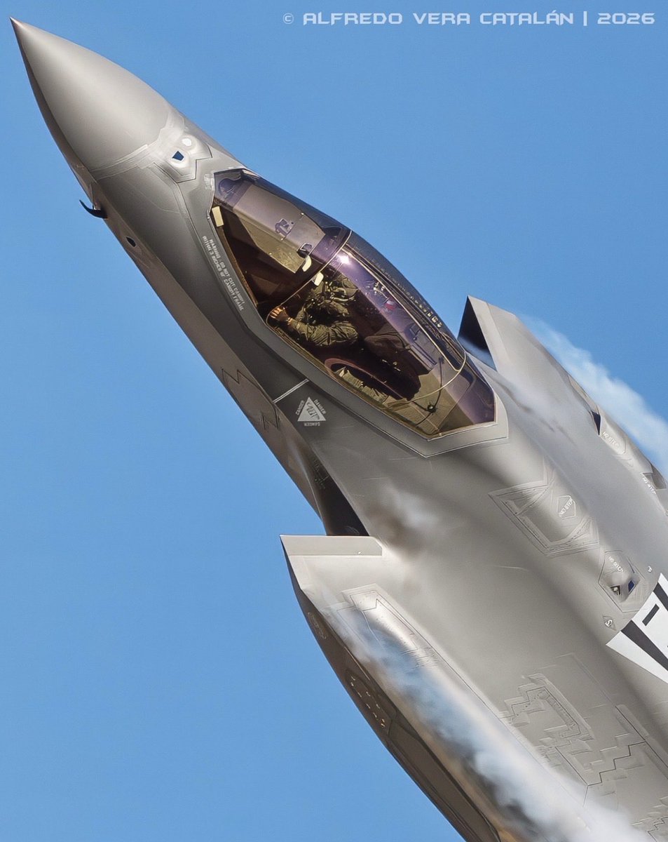 BLOCK50M (F16C/F16D) TAPE X,X 🇨🇱🔥 tweet media