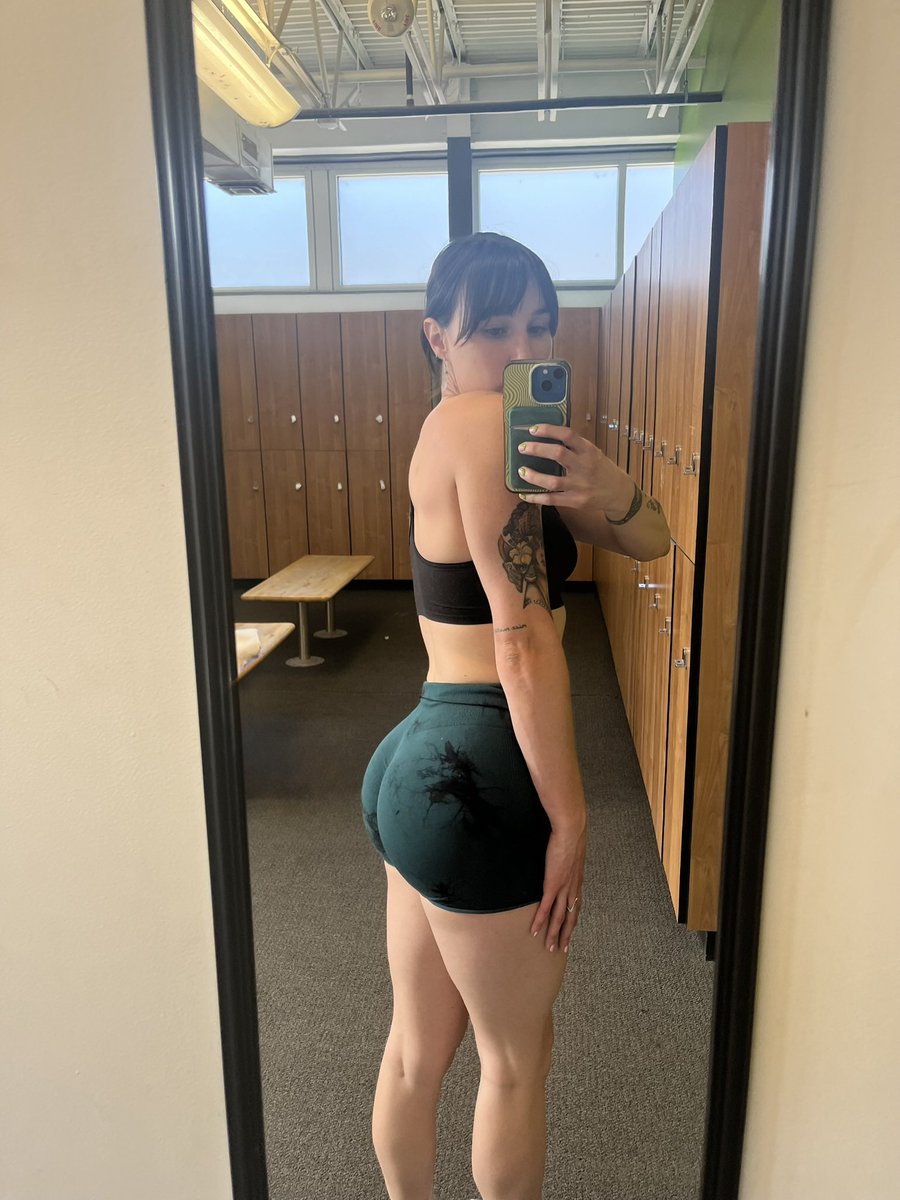 PrincessKitty tweet media