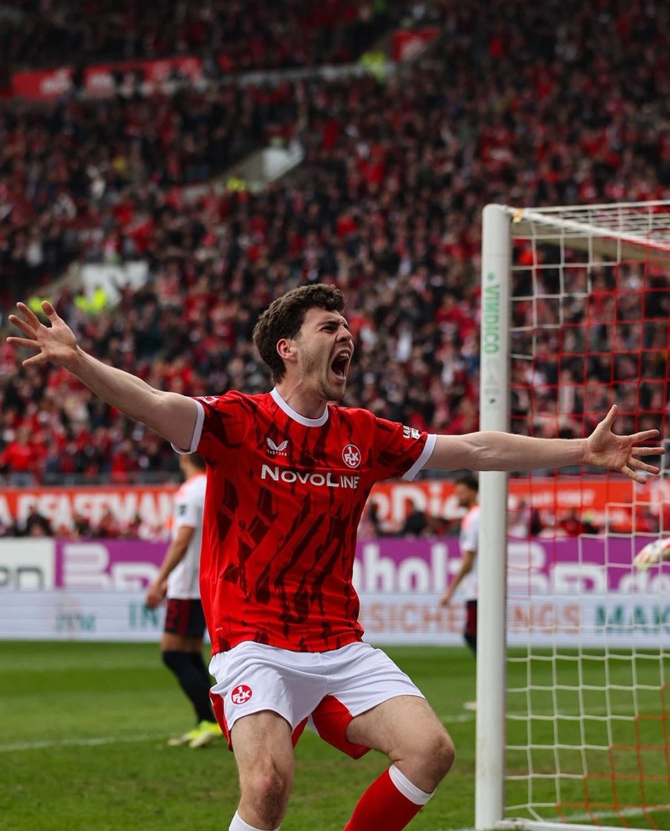 Rote_Teufel_X's tweet photo. Jubel-Jacob 🤩
#Betze #FCKF95 https://t.co/PGUe25X9ac