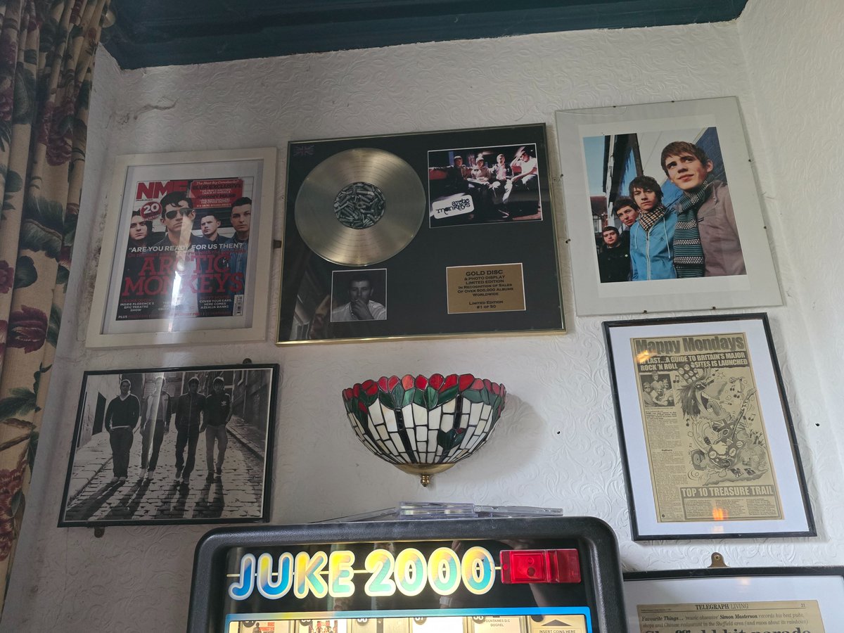 Roksanche tweet media