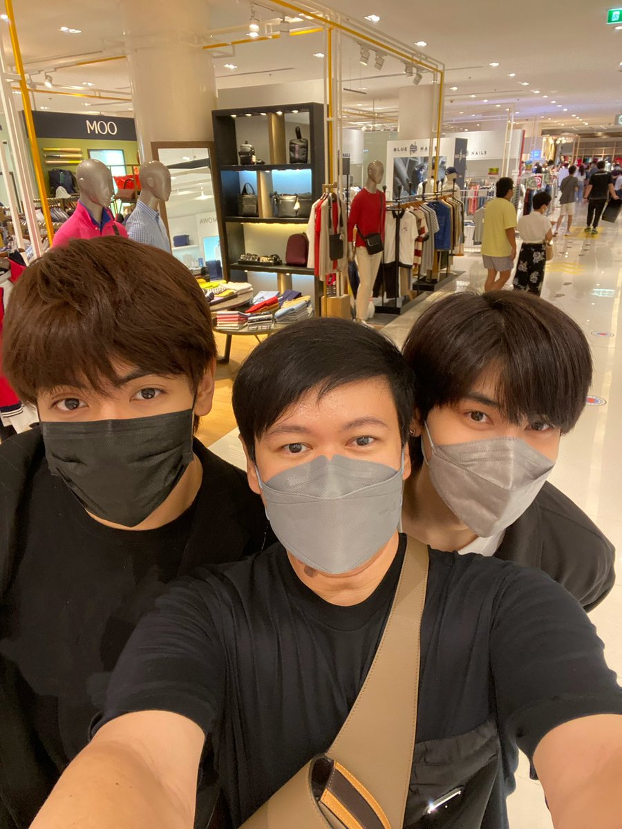 x-nuttapong tweet media