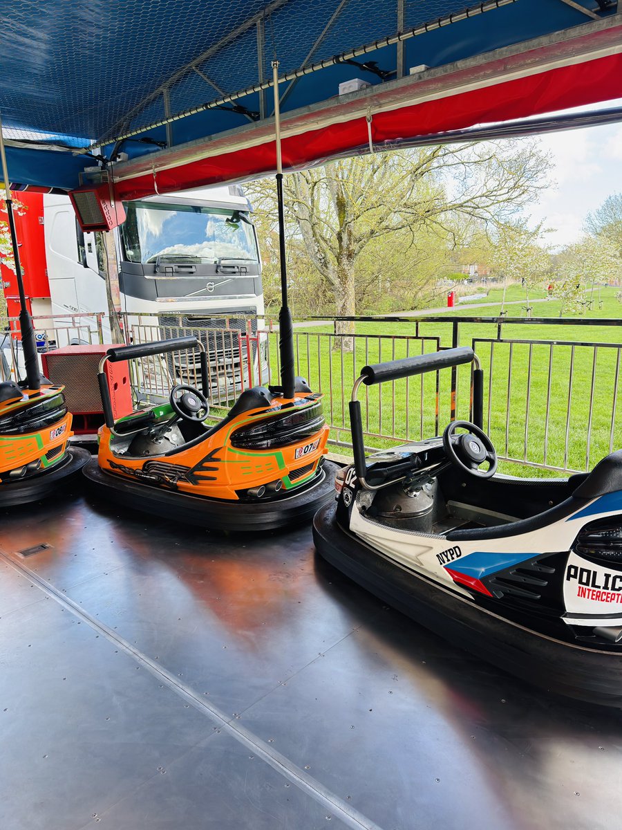 شہریار tweet media