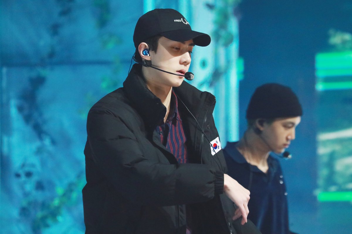 exoticostw's tweet photo. Rehearsal of #ππΏπΰΎπhππππ°πΆπ΄ πΈ
#EXO #μμ #WeAreOneRP #EXOonearewe #OBSESSION #EXODEUX #ANDROS #μ€μΈν https://t.co/d8LU6yZas0
