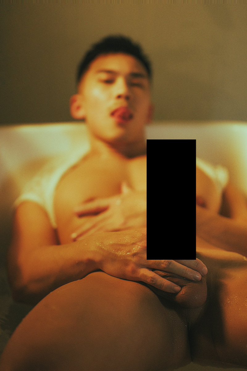 EMPTY HANDS tweet media