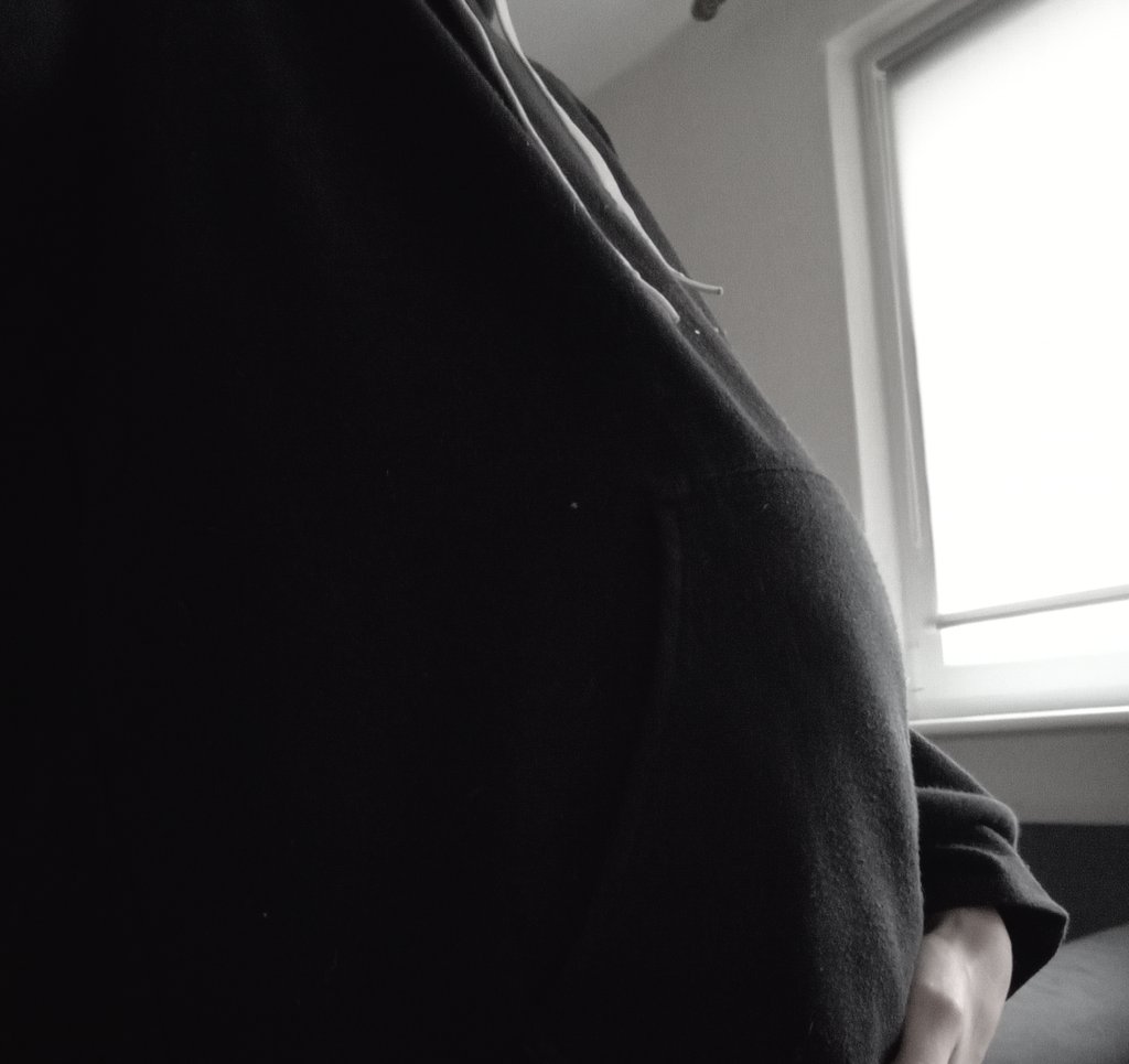 ୨୧𓏼ℒuci #shedtwt tweet media