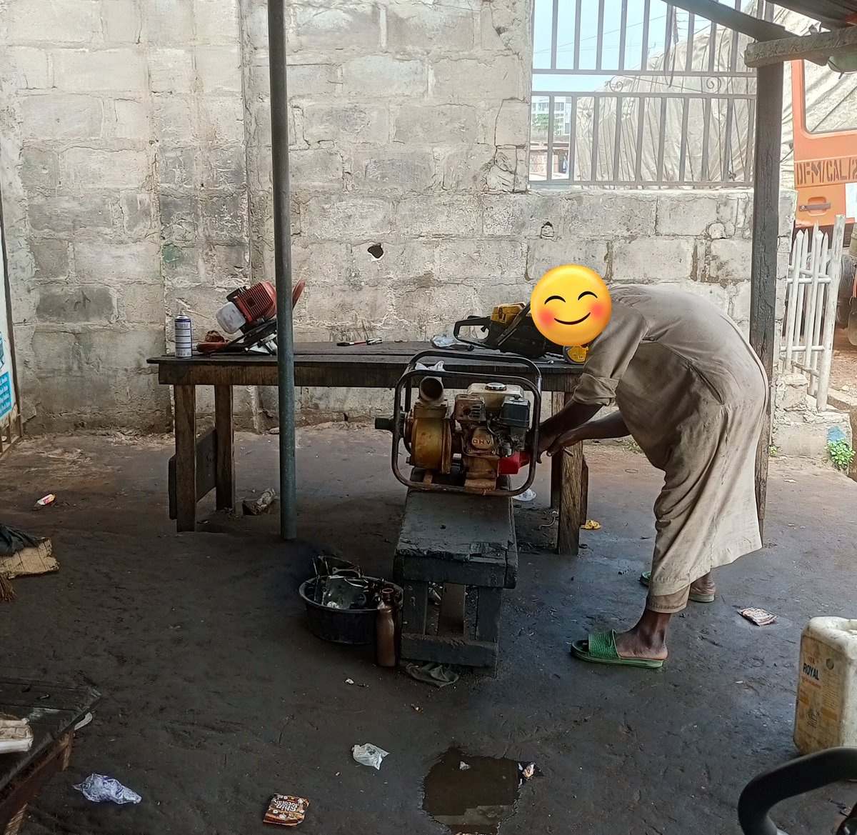 Kelly (Blue tick) tweet media