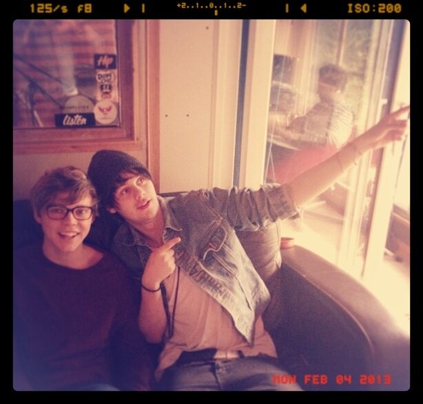 comfort mashton tweet media