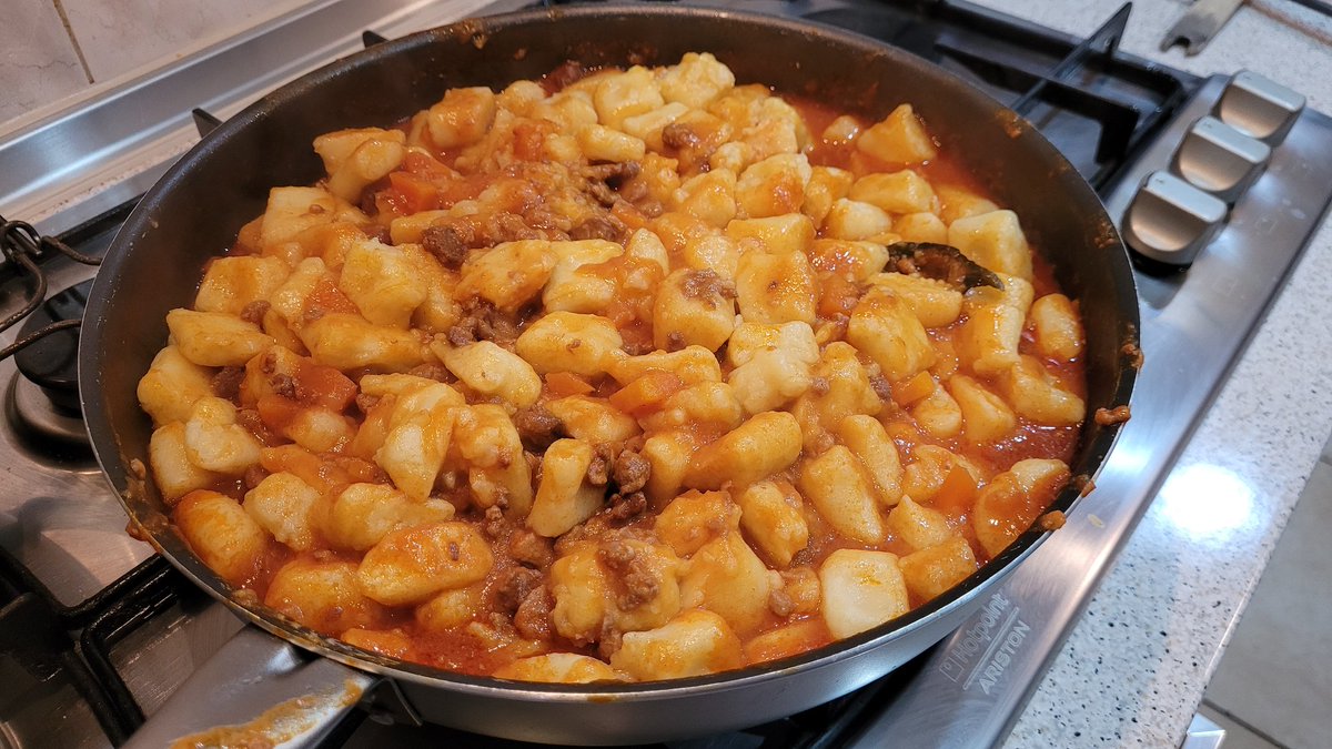 con la Roma ner core! 💛❤ tweet media