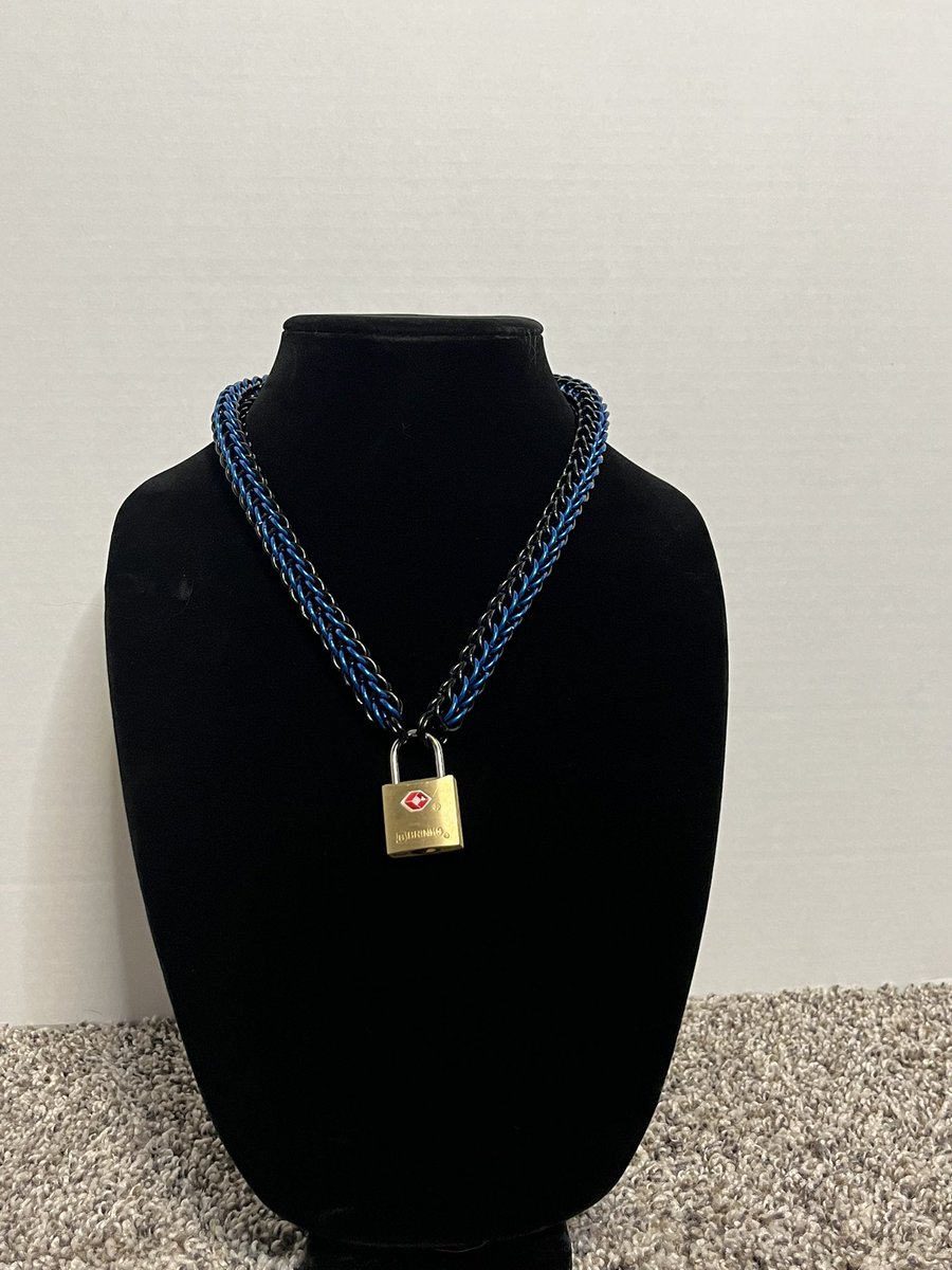 ScrumpScrap's tweet photo. My most popular collar a black and blue! Dm to get the collar of your dreams! https://t.co/EhdgfTrtru