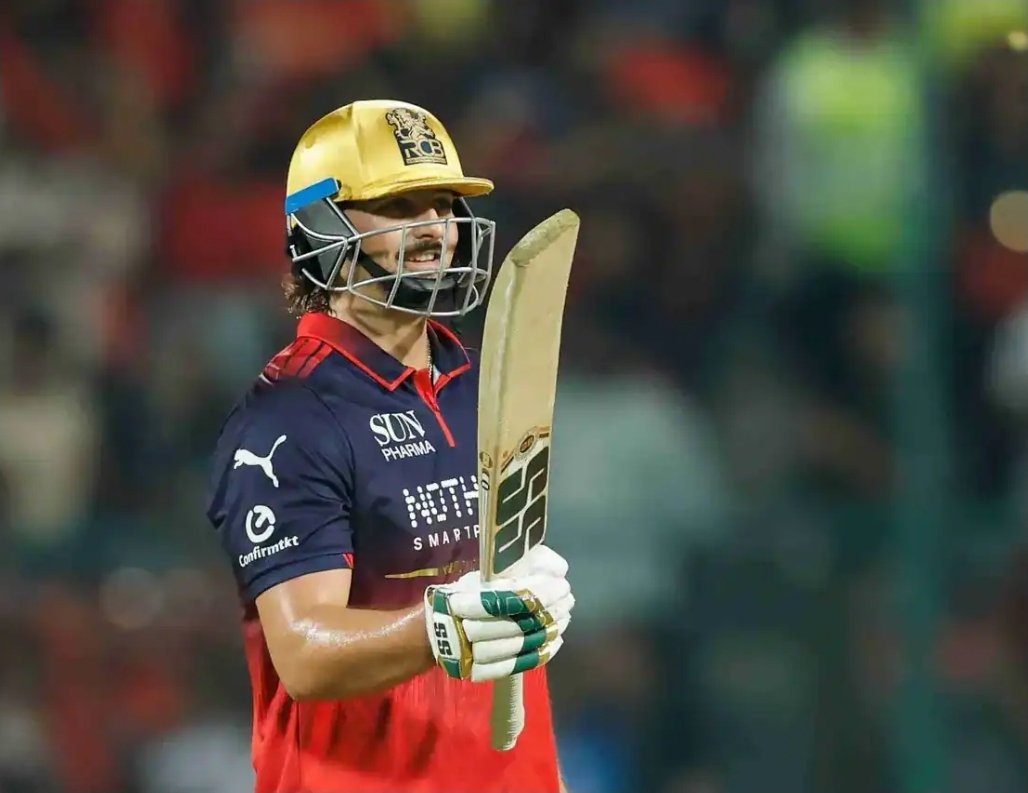 EXTREMECriUpdat's tweet photo. Tim David - 70* (25).
Devdutt - 50 (29).
Rajat - 48* (19).
Phil Salt - 46 (30).
Kohli - 28 (18).

CSK have to chase 251 in 20 over 

#TeamIndia #ICC #BCCI #Cricket #IPL2026 #iplschedule #iplupdate #TATAIPL2026 #IPLUPDATE #TataIPL #IPL_2026 #IPL #ipl #CSK #RCB #CSKvsRCB #RCBvsCSK https://t.co/hi25jJdVuW