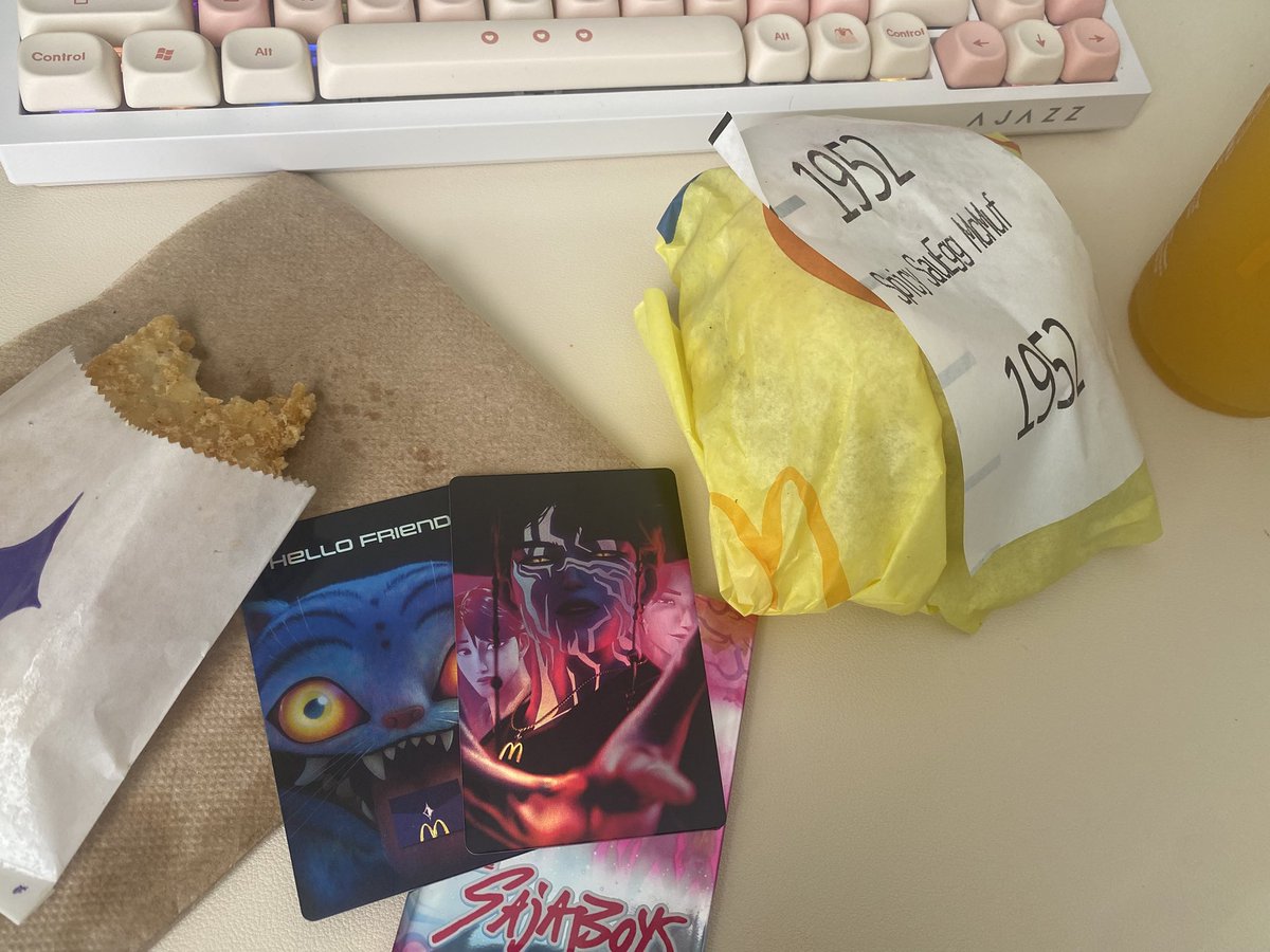 콩순이 tweet media