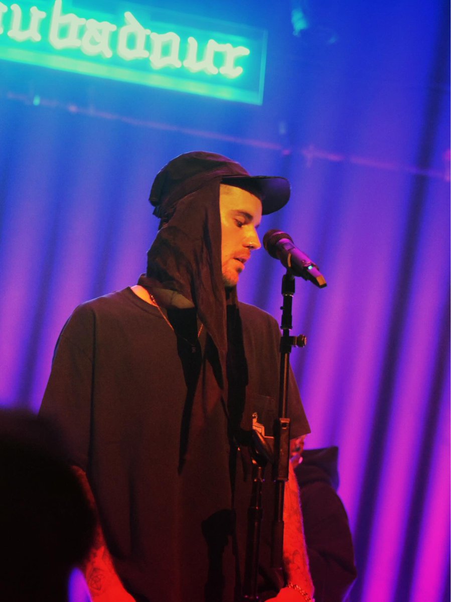 Justin Bieber tweet media